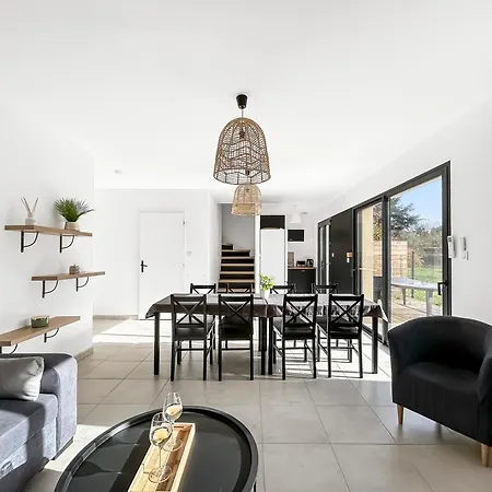 Villa Retraite Télétravail · 4 Avec Sdb · Bureau Dans Chaque · Terrasse Poitiers