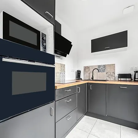 Retraite Télétravail · 4 Avec Sdb · Bureau Dans Chaque · Terrasse * Poitiers