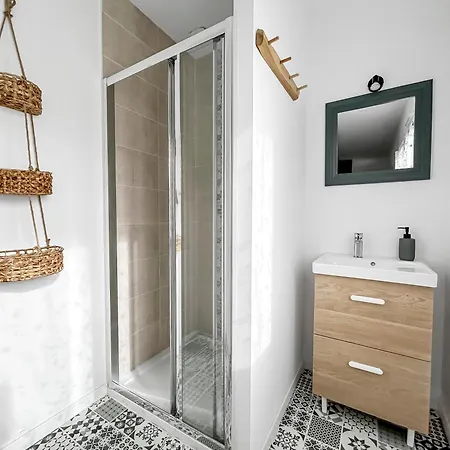 Villa Retraite Télétravail · 4 Avec Sdb · Bureau Dans Chaque · Terrasse Poitiers