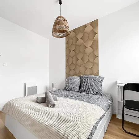 Retraite Télétravail · 4 Avec Sdb · Bureau Dans Chaque · Terrasse