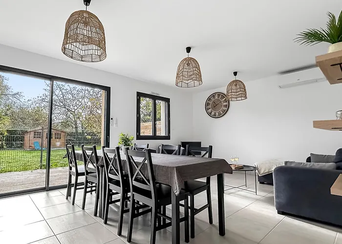 Retraite Télétravail · 4 Avec Sdb · Bureau Dans Chaque · Terrasse Poitiers