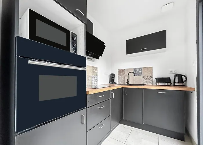 Retraite Télétravail · 4 Avec Sdb · Bureau Dans Chaque · Terrasse * Poitiers