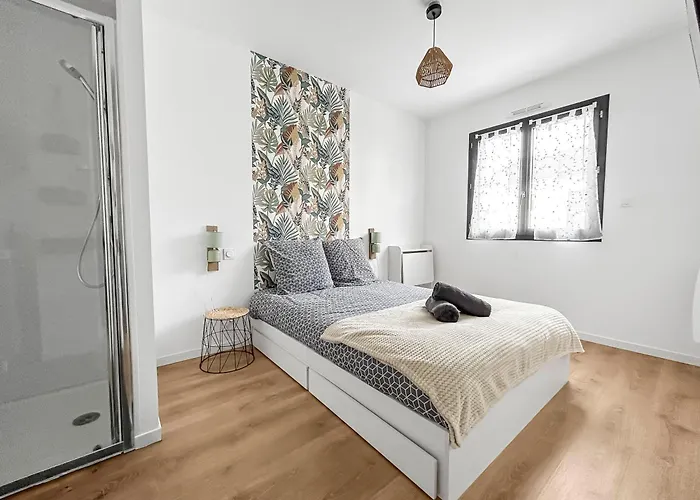 Retraite Télétravail · 4 Avec Sdb · Bureau Dans Chaque · Terrasse Villa