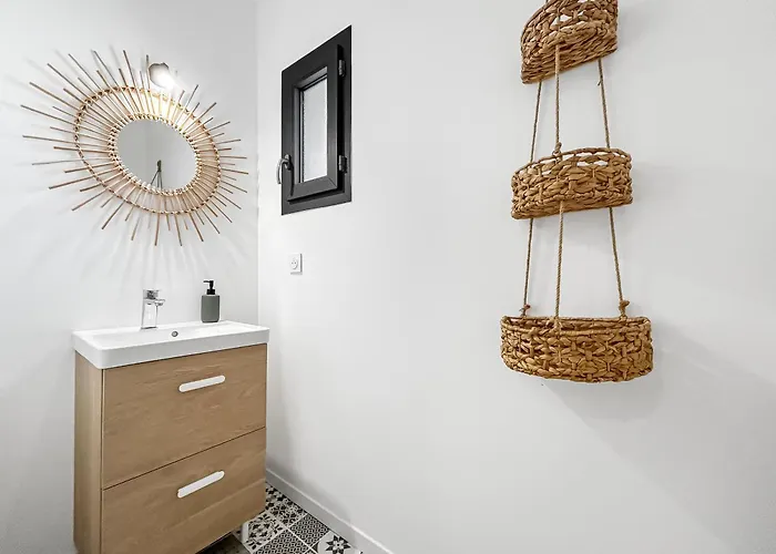 Retraite Télétravail · 4 Avec Sdb · Bureau Dans Chaque · Terrasse * Poitiers