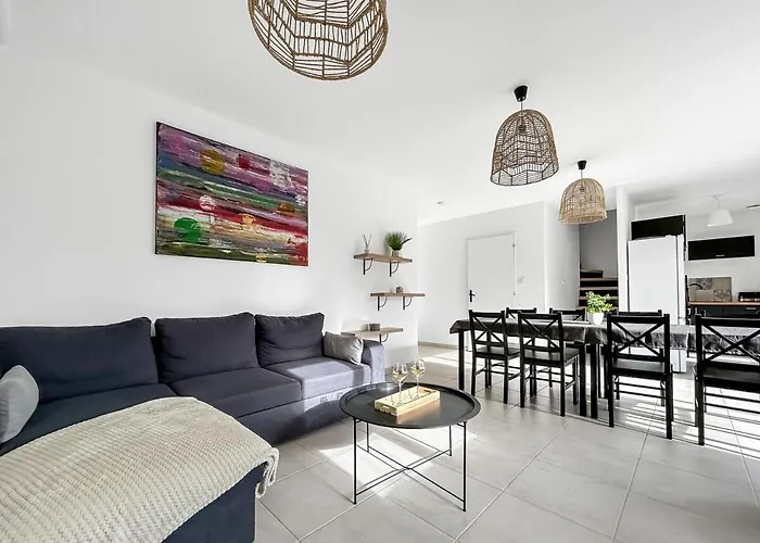 Retraite Télétravail · 4 Avec Sdb · Bureau Dans Chaque · Terrasse