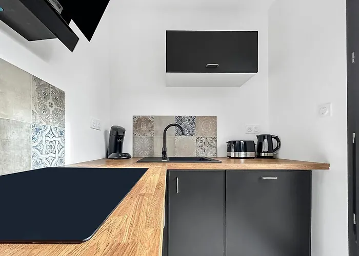 Villa Retraite Télétravail · 4 Avec Sdb · Bureau Dans Chaque · Terrasse Poitiers