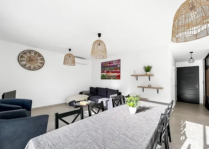 Retraite Télétravail · 4 Avec Sdb · Bureau Dans Chaque · Terrasse Villa