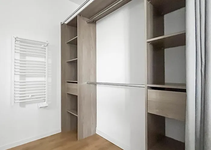 Retraite Télétravail · 4 Avec Sdb · Bureau Dans Chaque · Terrasse