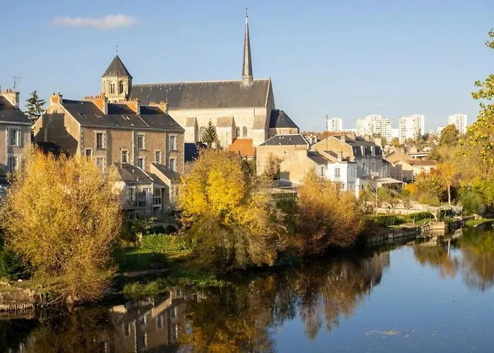 Villa Retraite Télétravail · 4 Avec Sdb · Bureau Dans Chaque · Terrasse